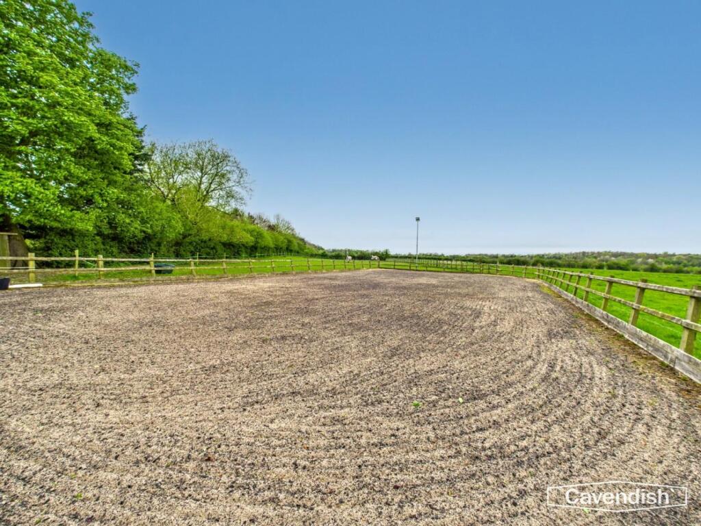 OUTDOOR ARENA