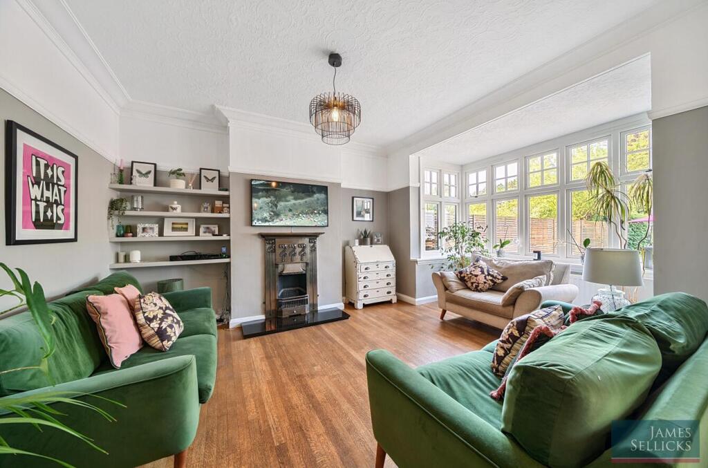 Open Plan Living, Dining, Kitchen Area