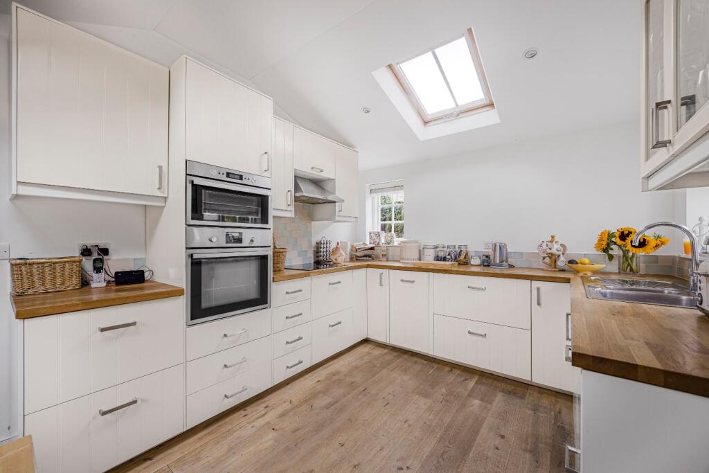 Kitchen Breakfast Rm