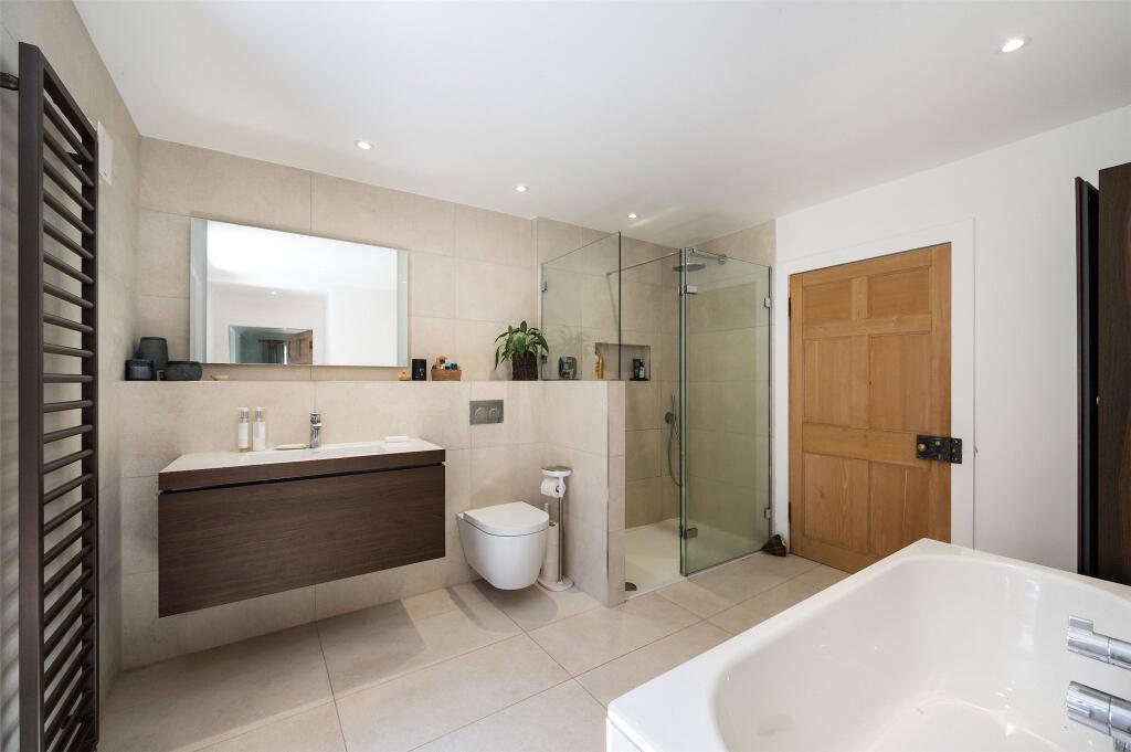 Ensuite Bathroom
