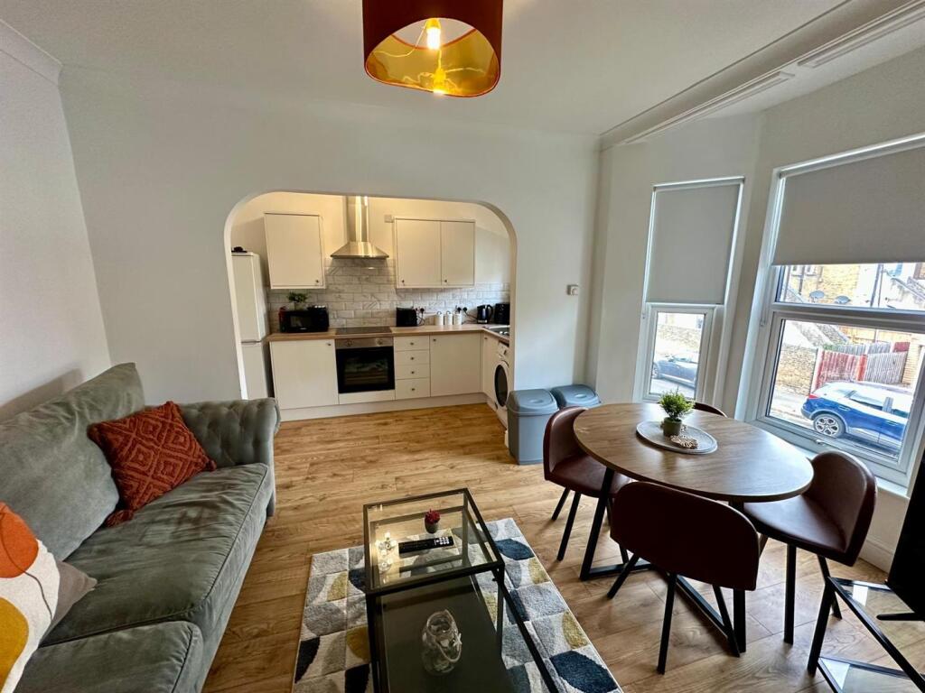 PHOTO-2025-10-02-16-09-02 6.jpg