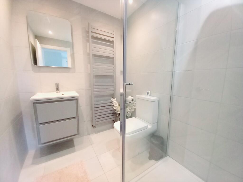 EN SUITE TWO