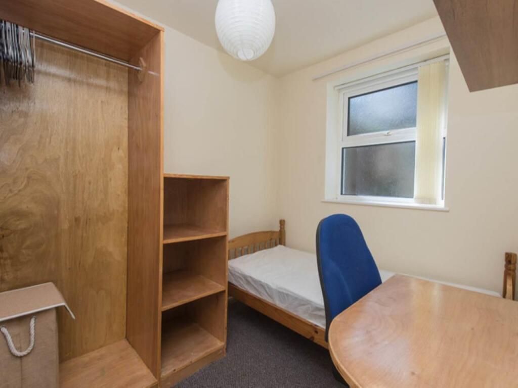 Bedroom-1.jpeg
