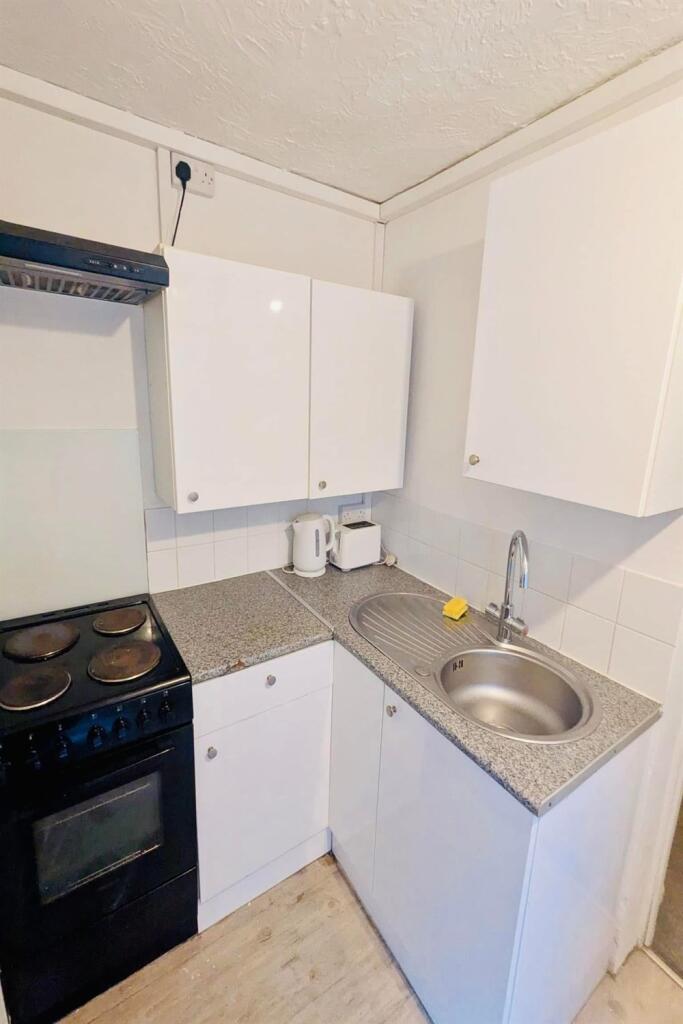 Kitchenette