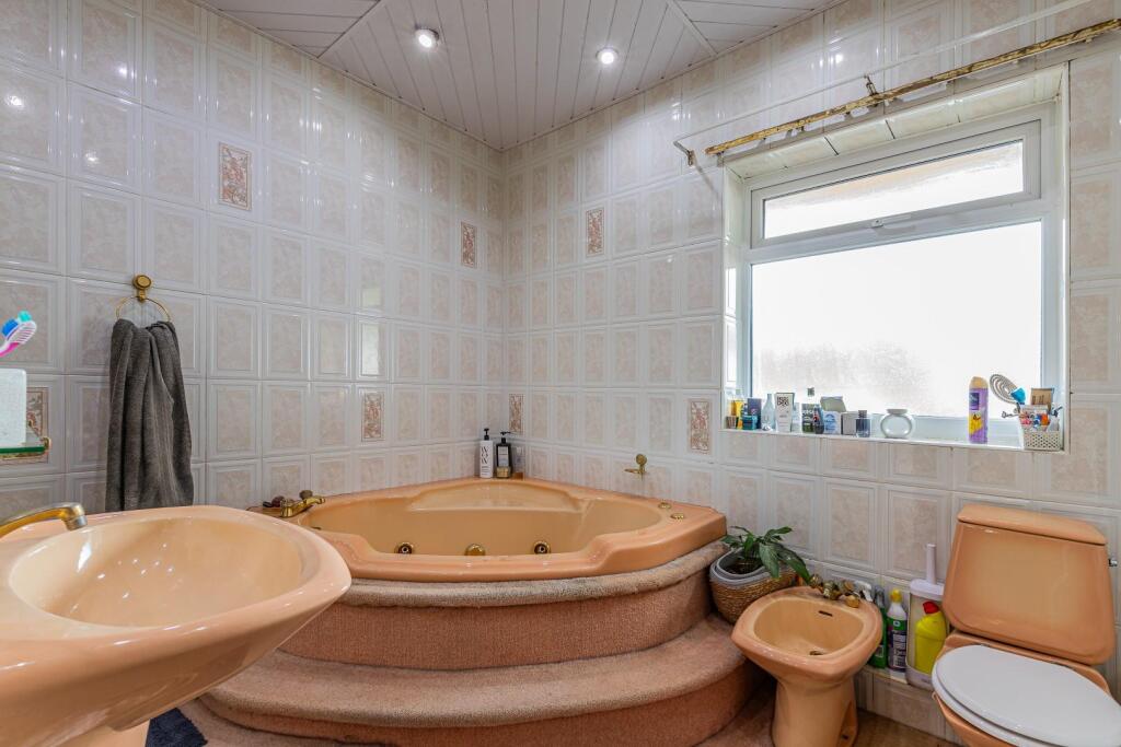 Smithies Avenue 29-17.jpg