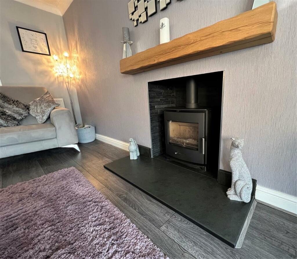 Log Burner.jpg