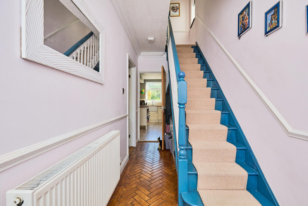 Edward Knight 202...