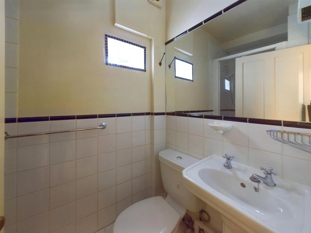 Flat 1 Shower Room
