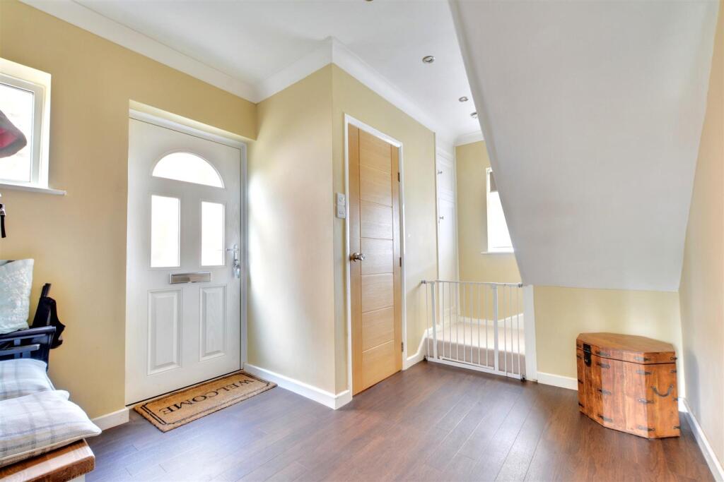 Entrance Hall.jpeg