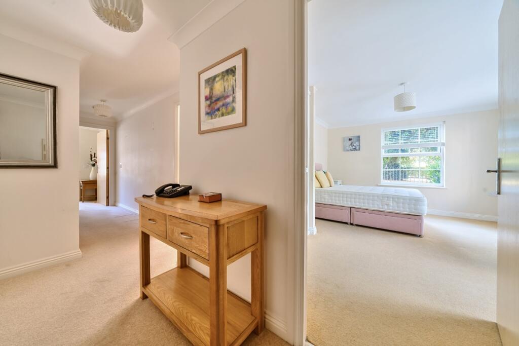 1327598-17-687795...