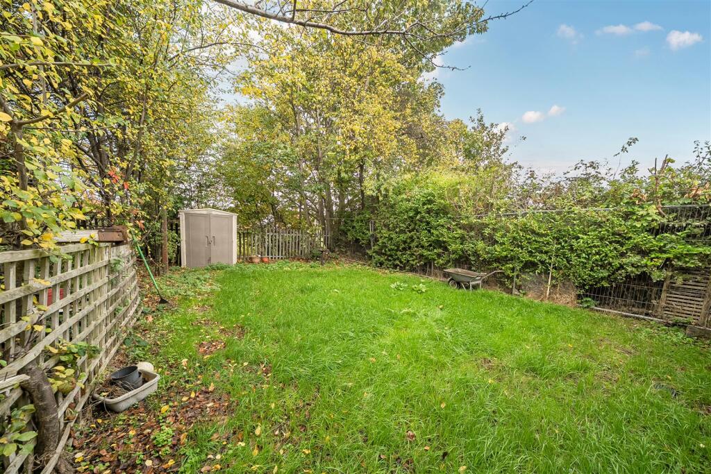 Heol Offa, Johnstown.