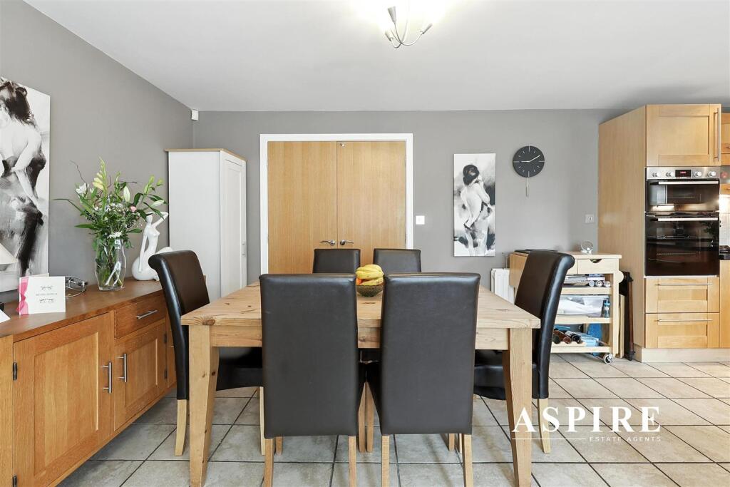 Aspire Estate Agents11.jpg