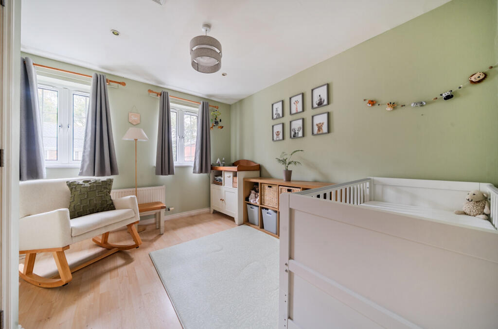 1374604-10-6908cf...