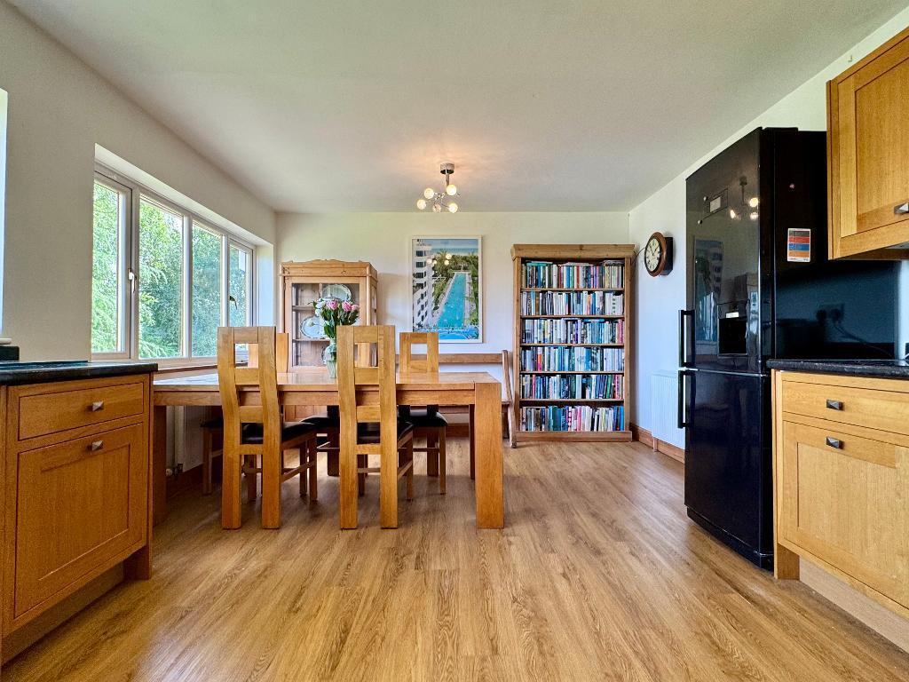 Kitchen / breakfast room