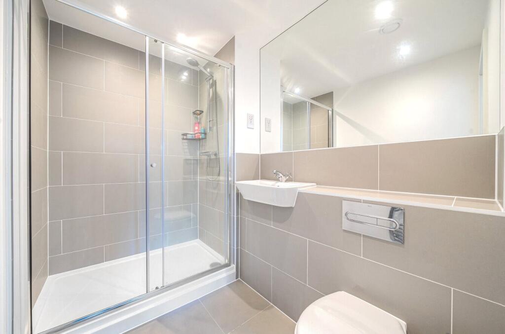 1331281-20-68876f...