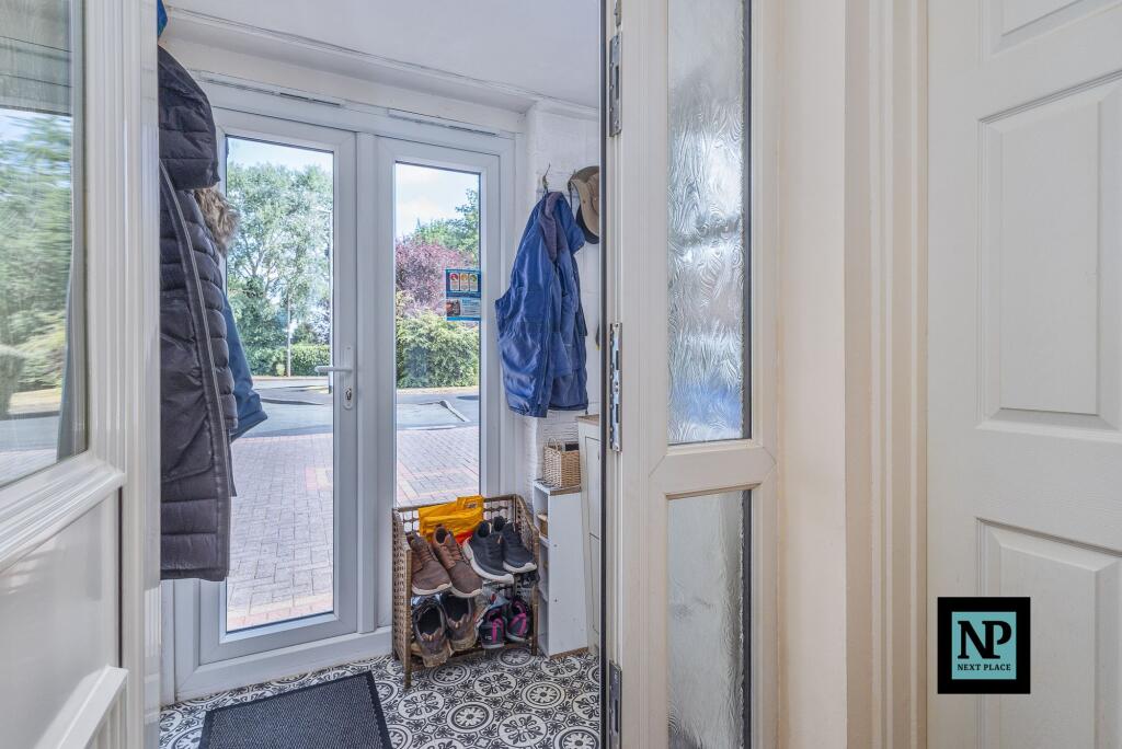 Entrance Porch &amp; Hallway