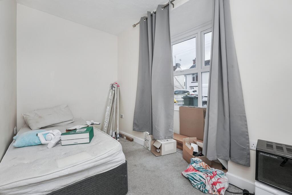 63 Romney Road, Ashford, Kent, TN24 0RR