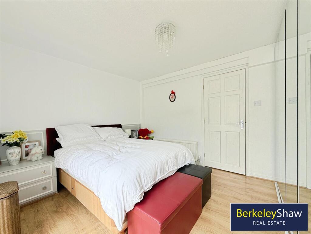 Bedroom 1 - Ground Floor