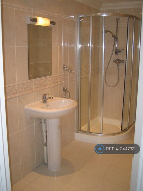 Ensuite Bathroom