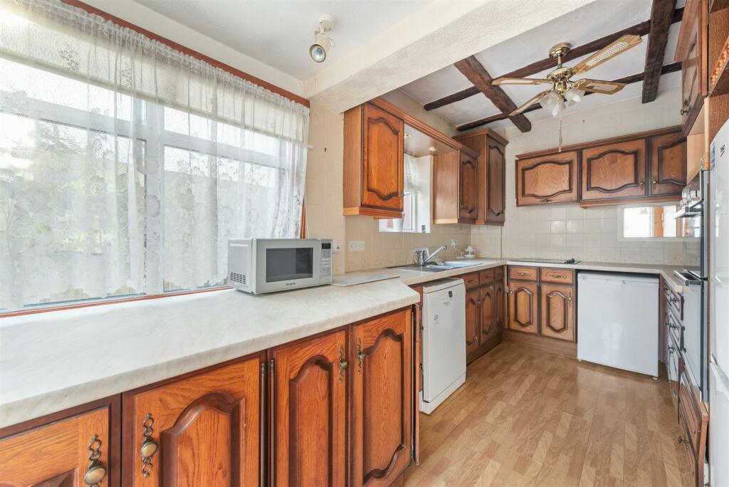 Windermere Avenue ph14 (7).jpg