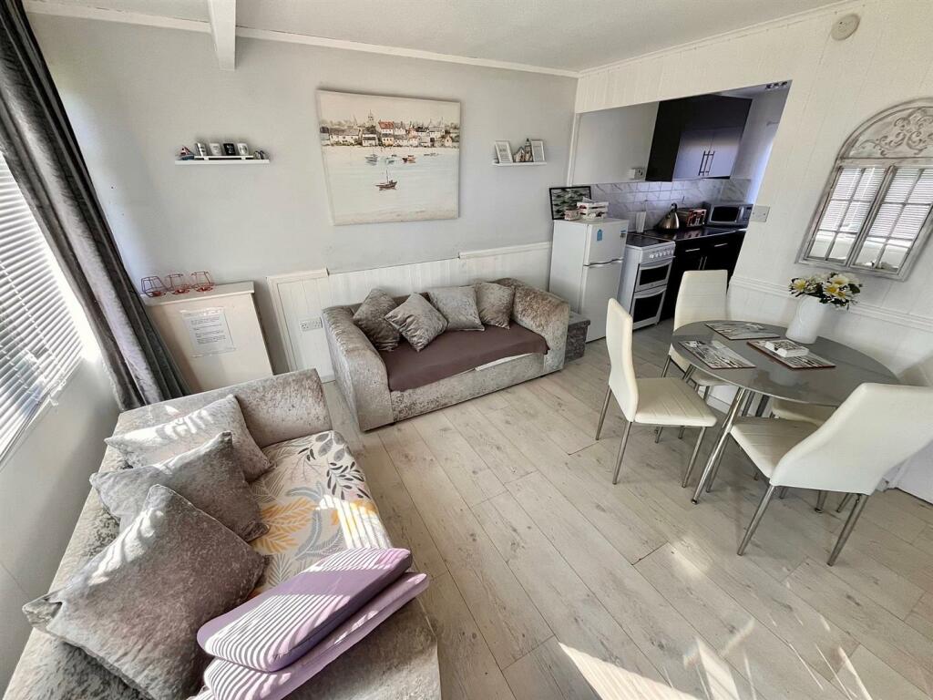 Lounge Area