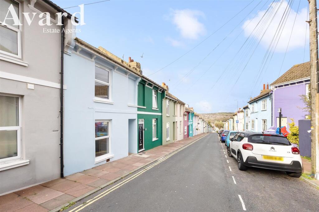 Arnold Street, 72-022.jpg