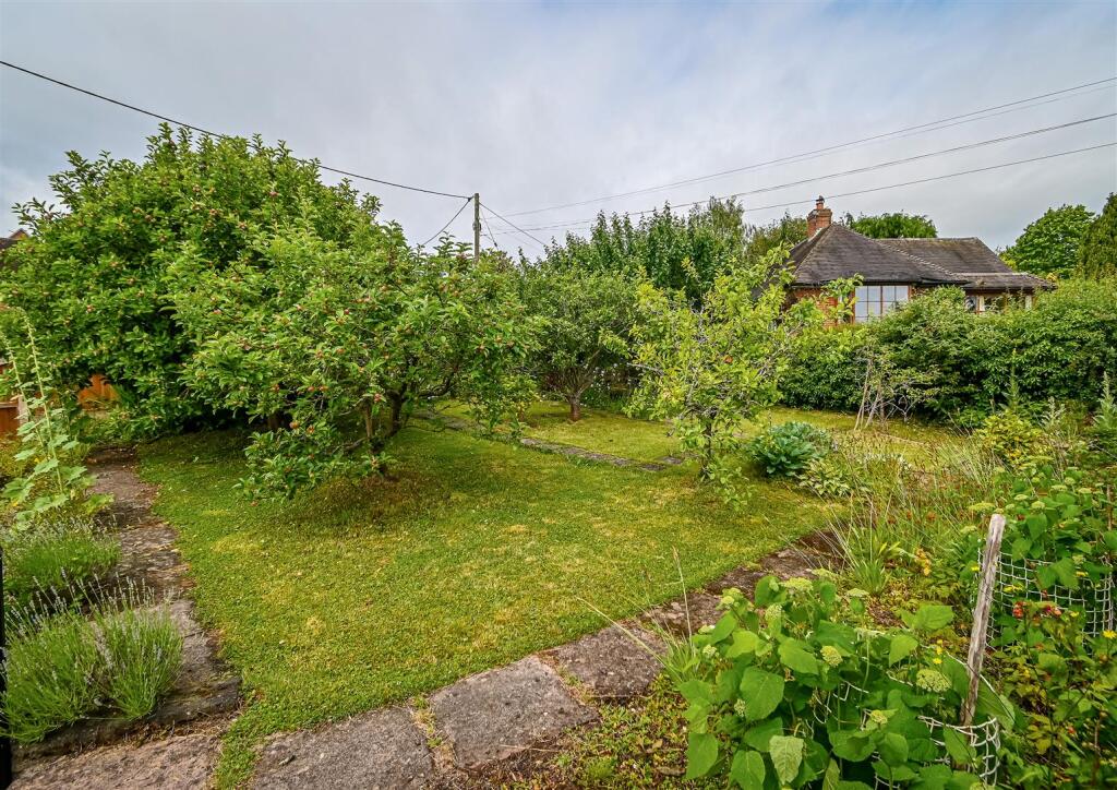 40 Ludlow Road-15.jpg