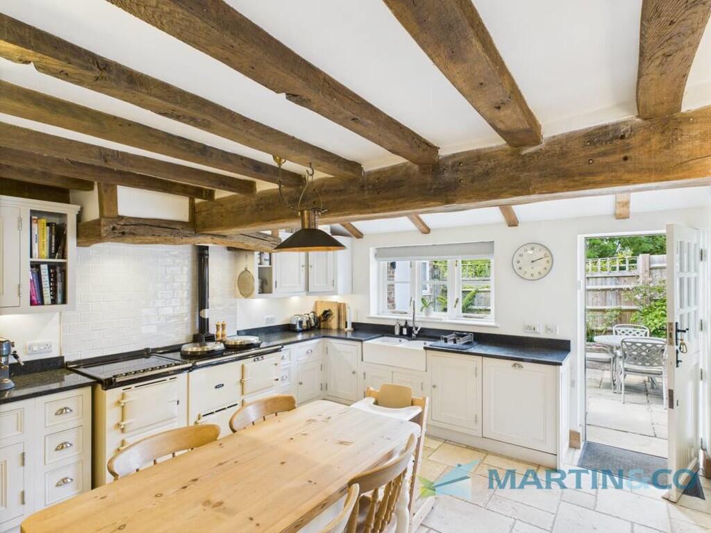 CAM02145G0-PR0073...