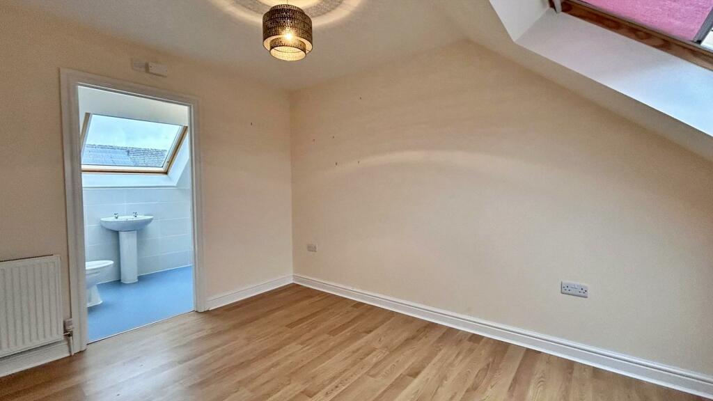 Bedroom 3.1.jpg