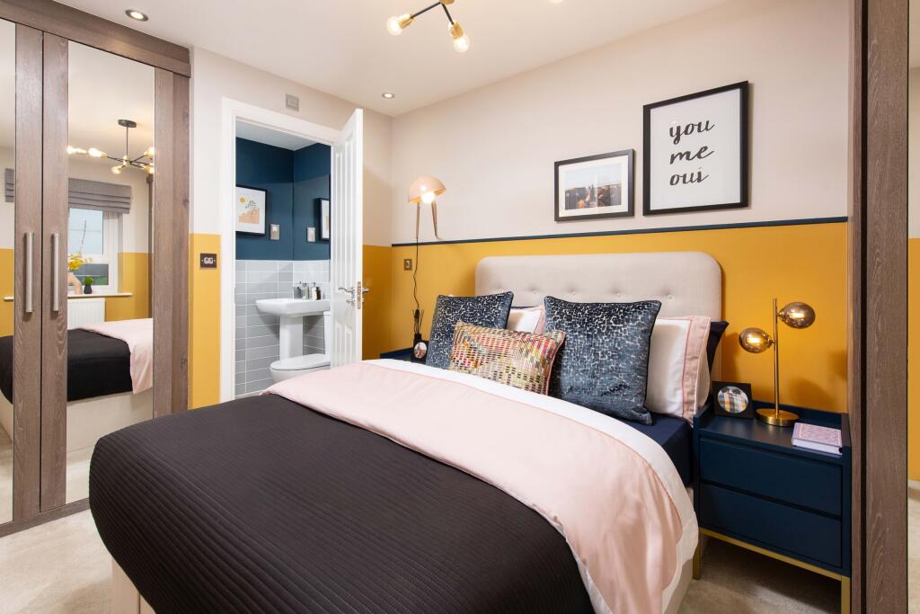 MAIDSTONE BEDROOM