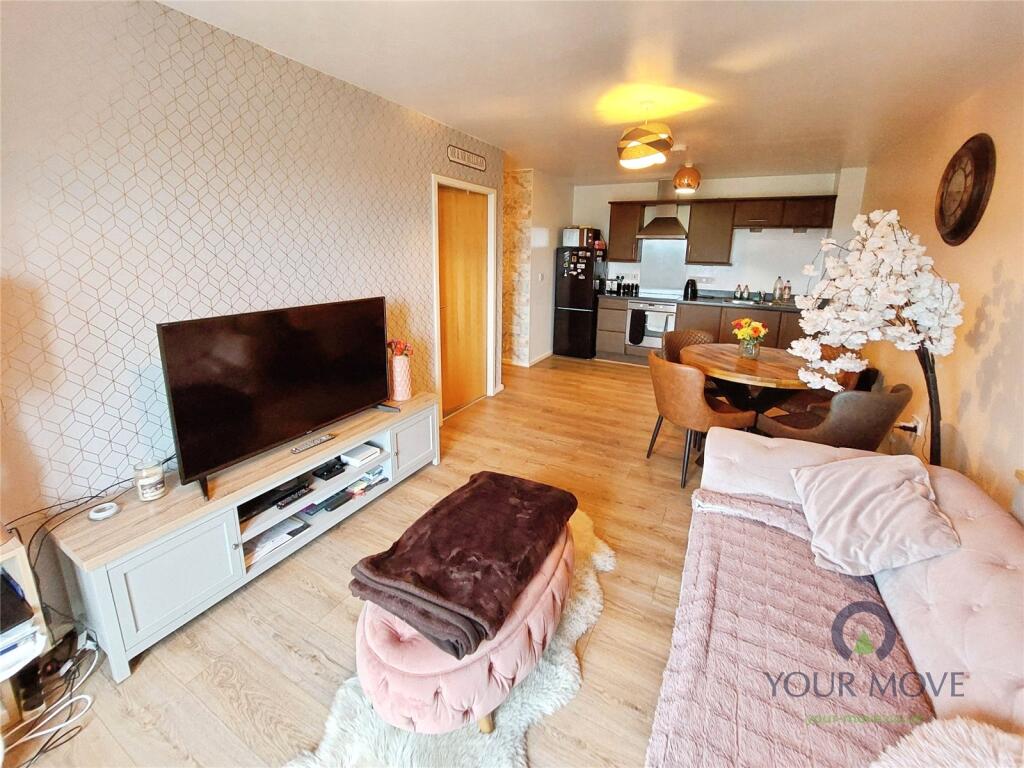 Lounge/Kitchen