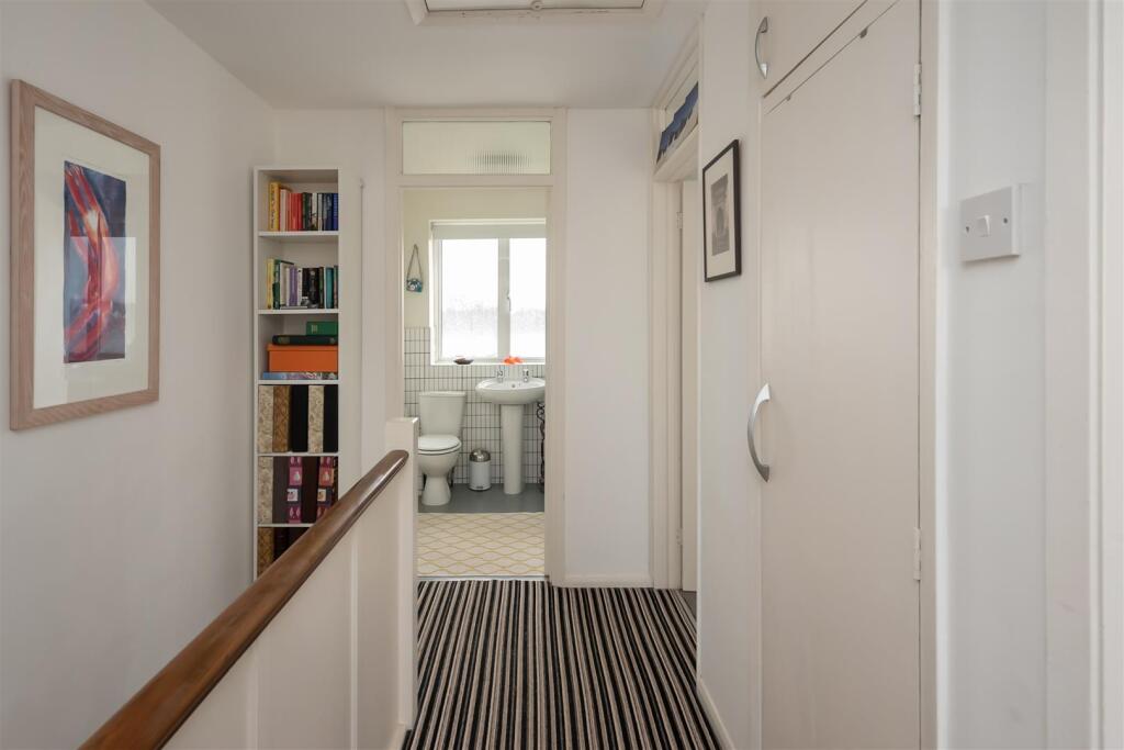 Island Wall, Whitstable