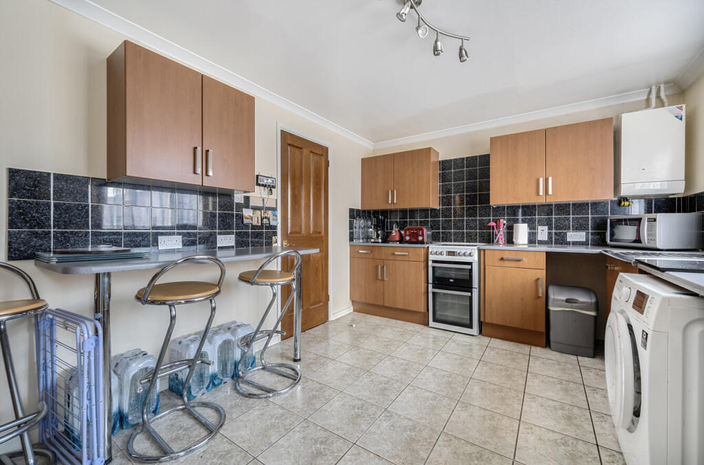 1316843-13-685d32...