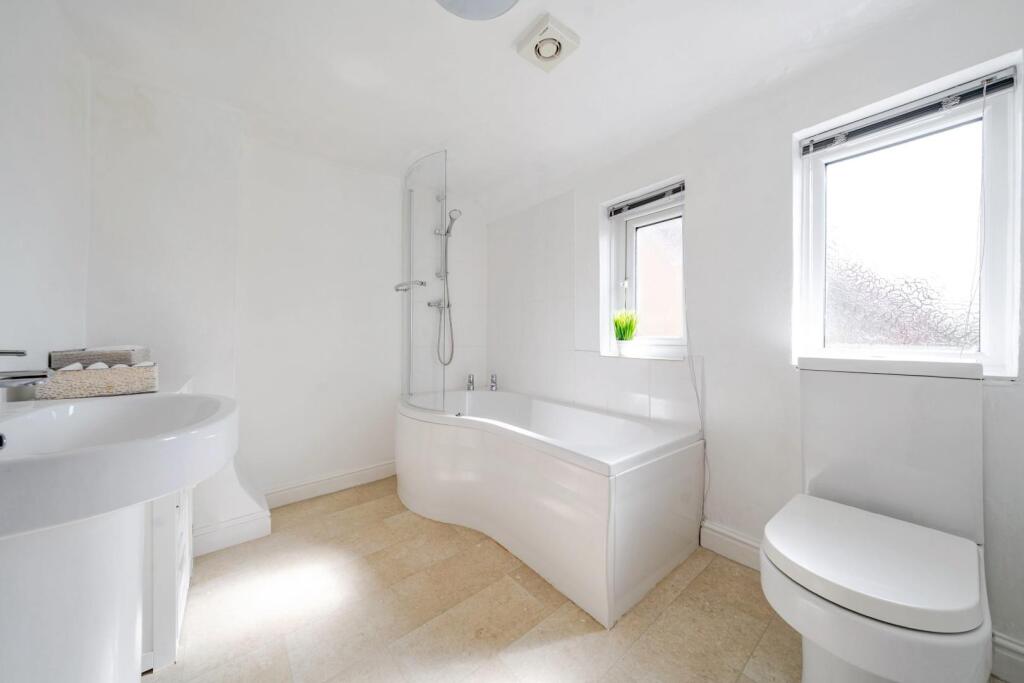 2nd view BATHROOM with separate SHOWER OVER.JPG