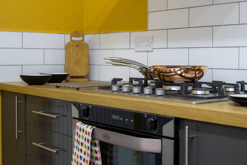 Student Digs - Hinck