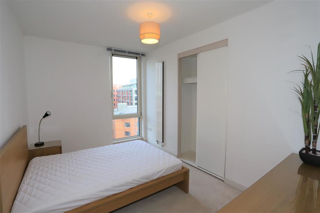 bedroom 2.JPG