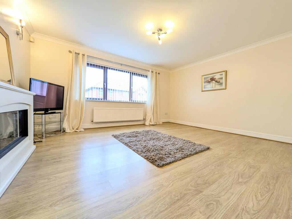 PXL_20241220_103501472.MP~2