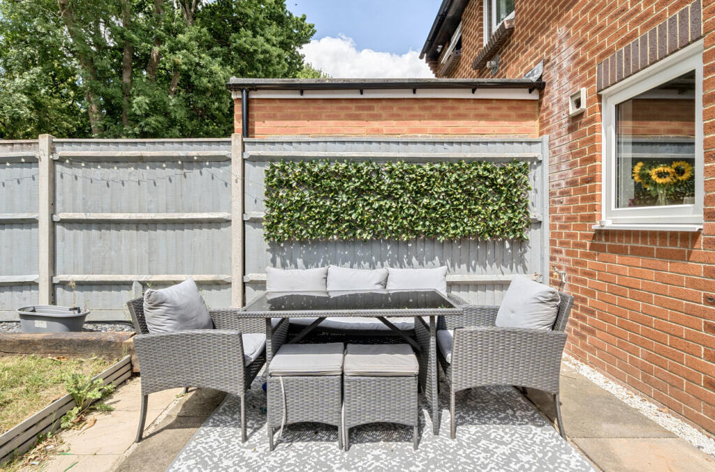 1316770-9-686674d...