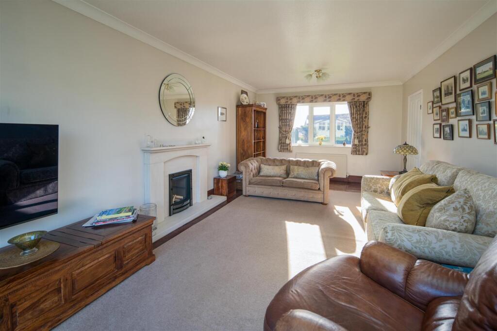 Sitting Room (2).jpeg