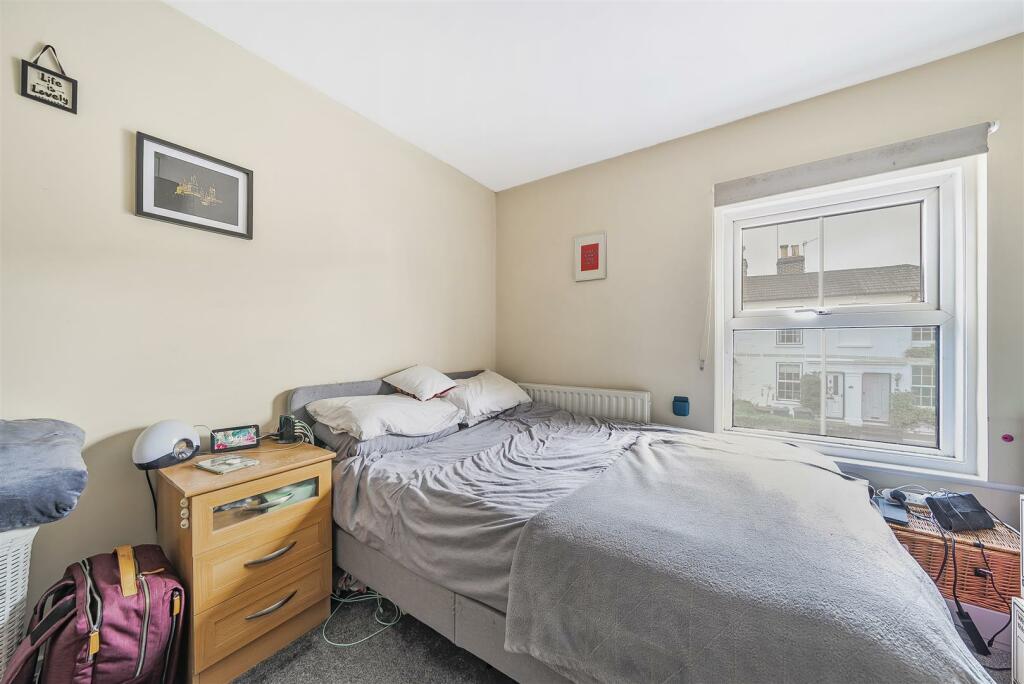 Bedroom 2.jpg