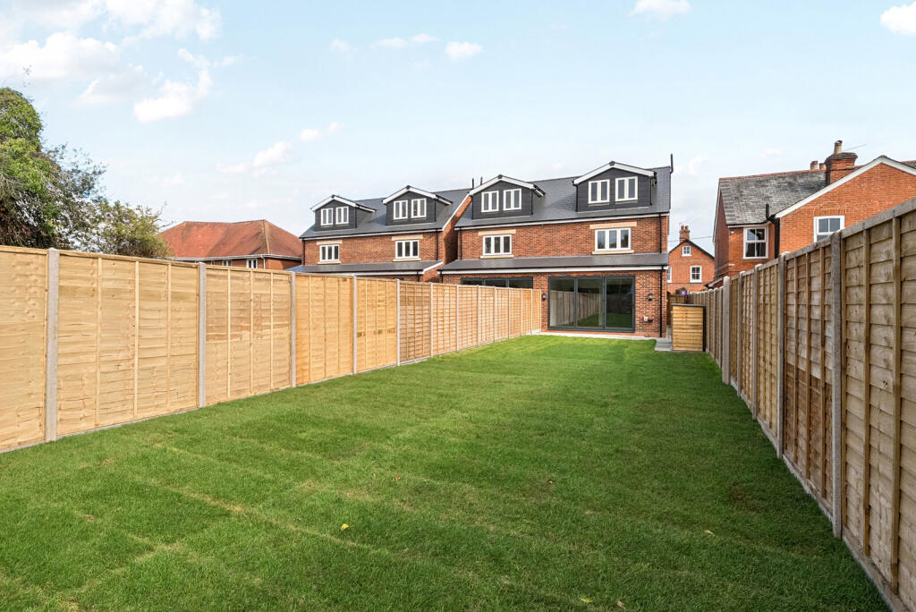 1356884-3-68cc15d...