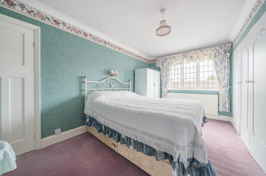 1344109-16-68ae132189ec4