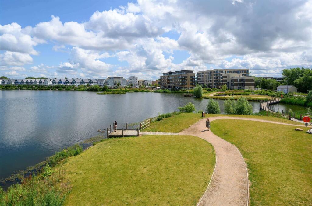 BSG lake 3.jpg