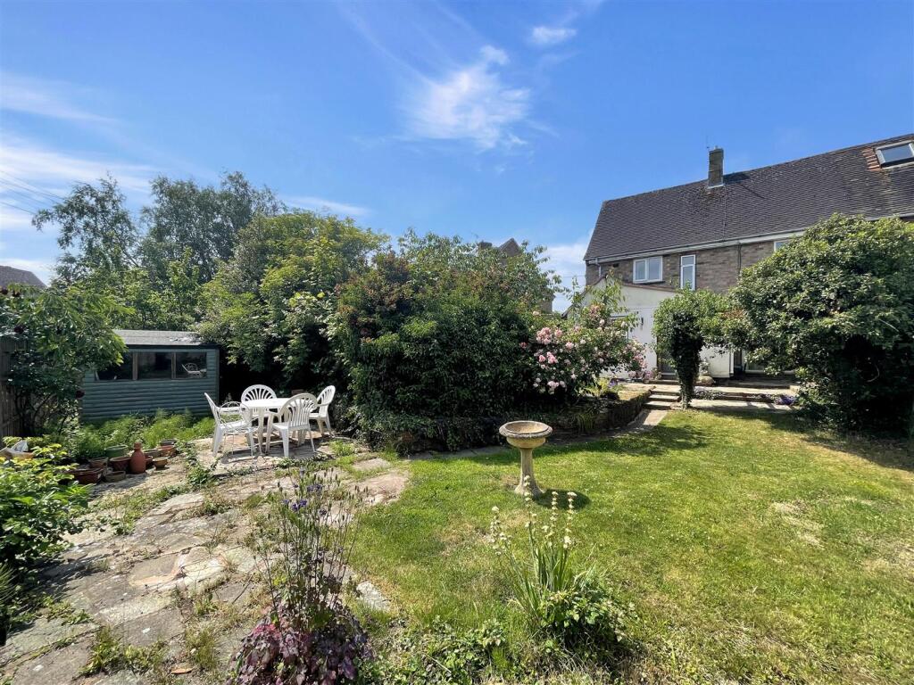 garden a.JPG