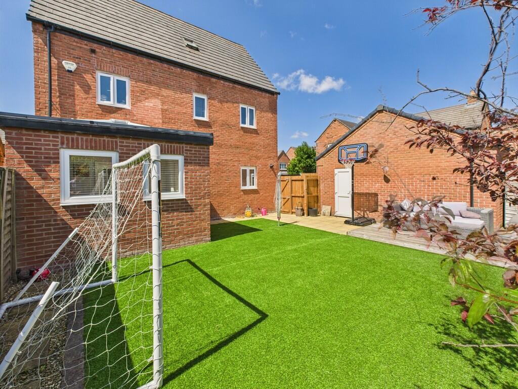 CAM02854G0-PR0404...