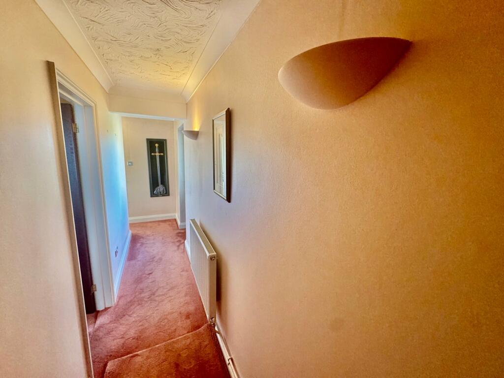 Annex - Entrance Hallway 