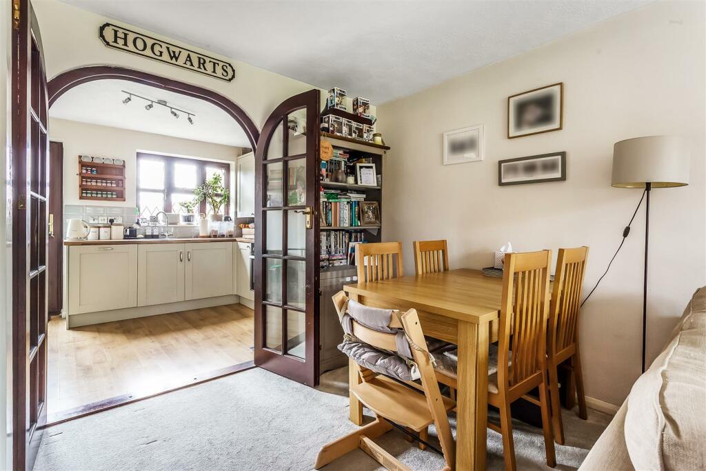 10-Morston-Close-7a.jpg