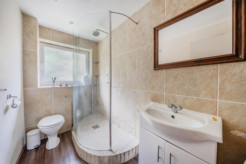 1358395-6-68d2a75...