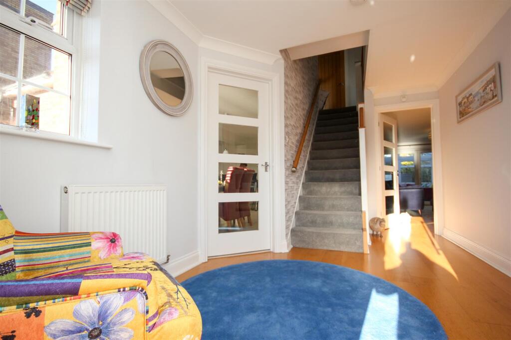 entrance hall 1.JPG