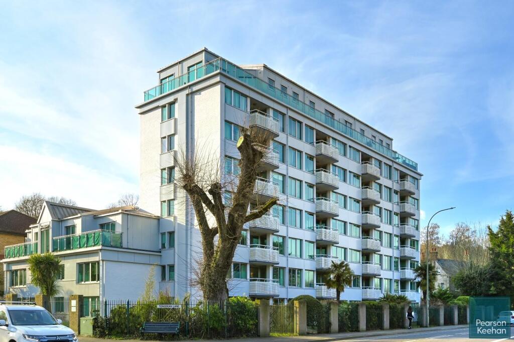 The South Penthouse Park Apartments bn (2).jpeg